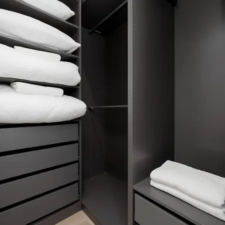 Apartment Wilanow Sarmacka With Parking, Gym & Sauna By Renters