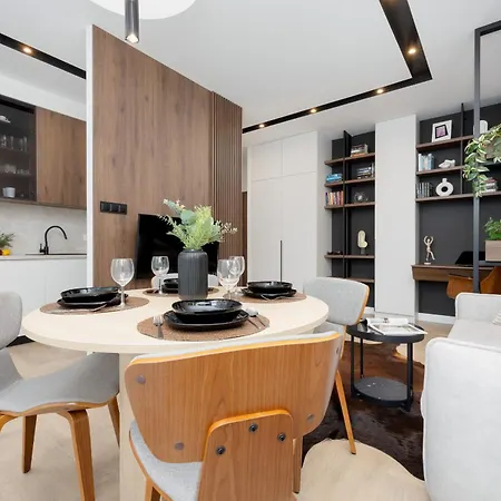 Wilanow Sarmacka With Parking, Gym & Sauna By Renters * Warsaw