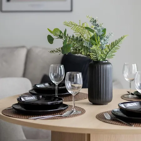 Wilanow Sarmacka With Parking, Gym & Sauna By Renters Apartment