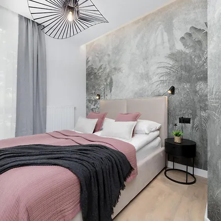 Wilanow Sarmacka With Parking, Gym & Sauna By Renters *